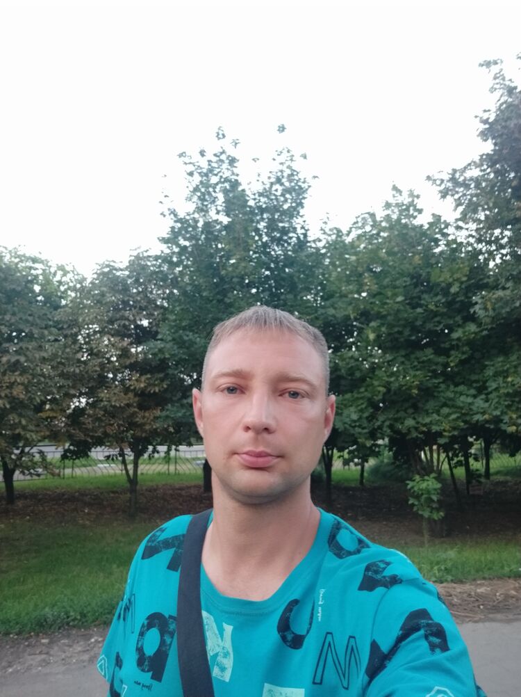  47300434  , 40 ,    