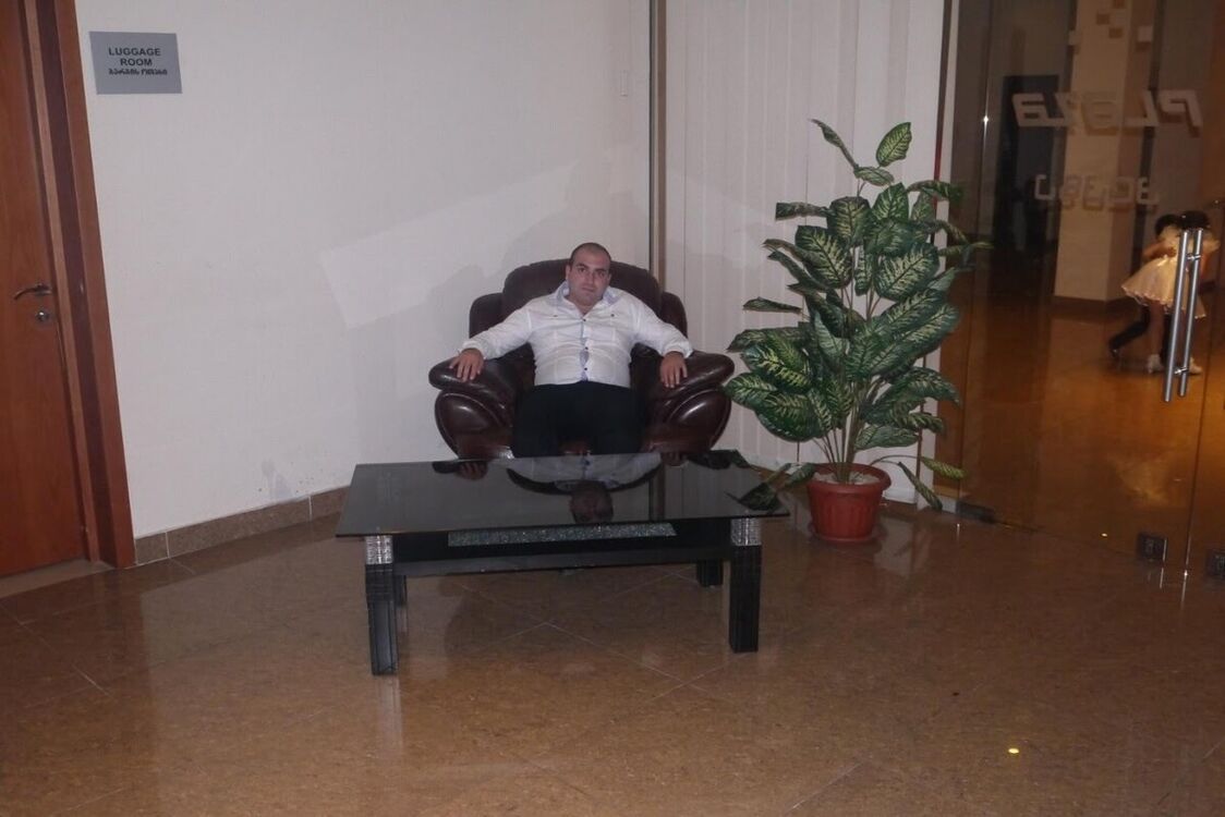  20904574  Roma, 41 ,    