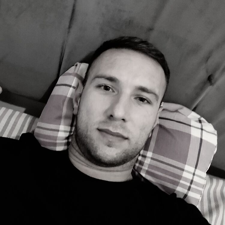  ,   Artem, 28 ,   ,   