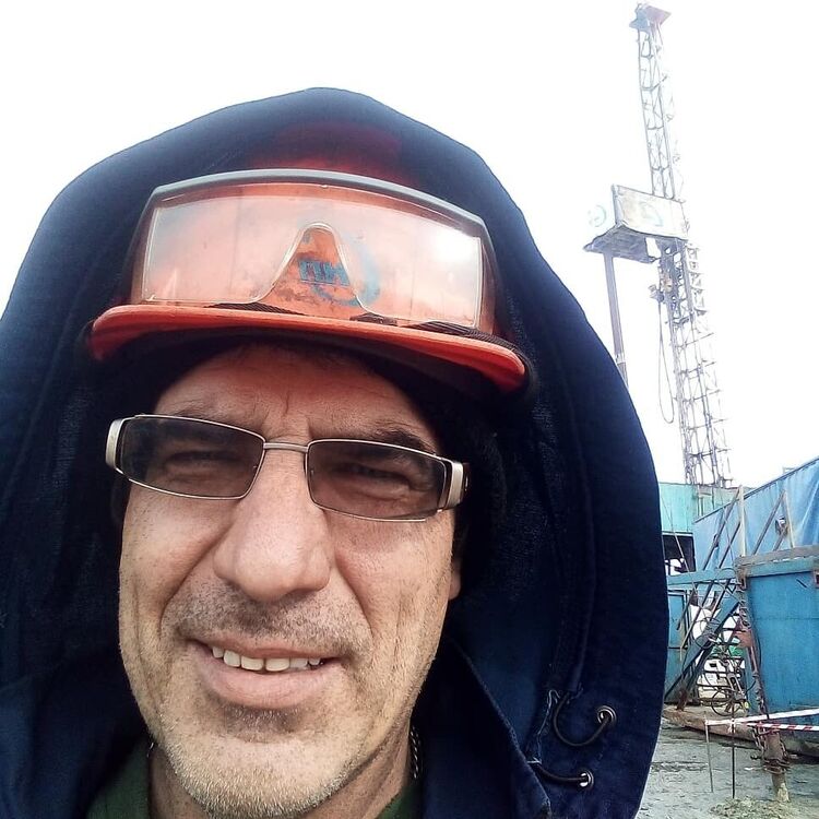  20715334  , 49 ,    