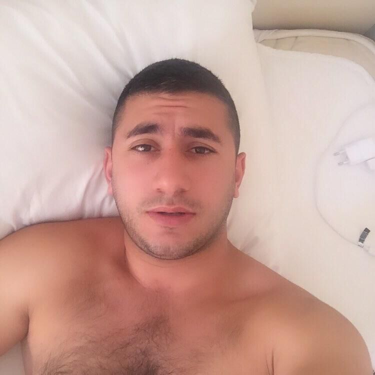  22795604  Ozan, 30 ,    