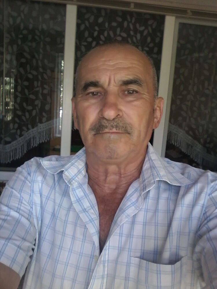  18317764  Sasha, 77 ,    
