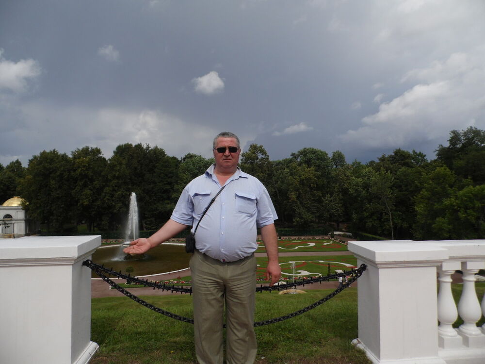  ,   Victor, 58 ,   