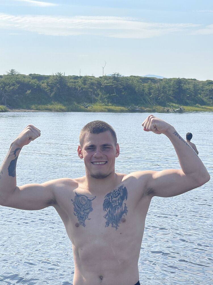  -,   Igor, 24 ,   ,   