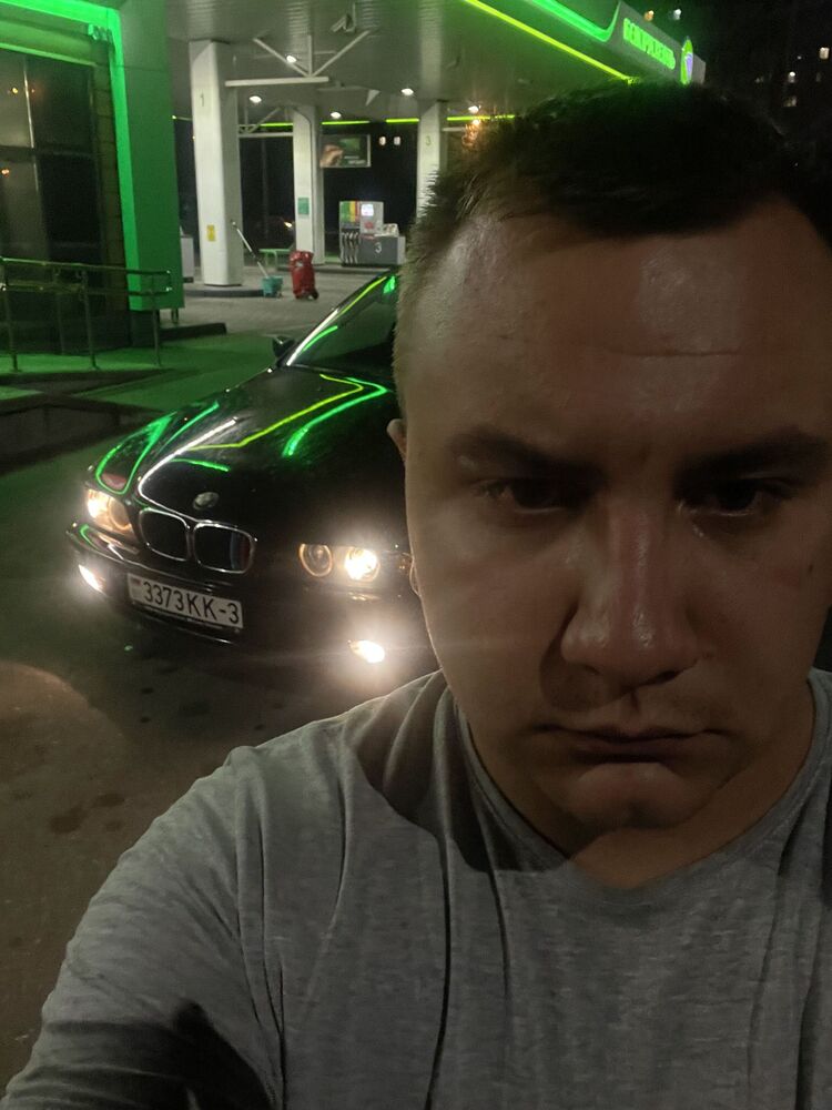  40459474  , 24 ,    