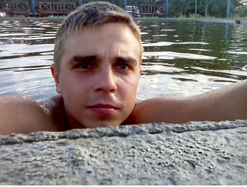  ,   Vitalik, 28 ,   ,   
