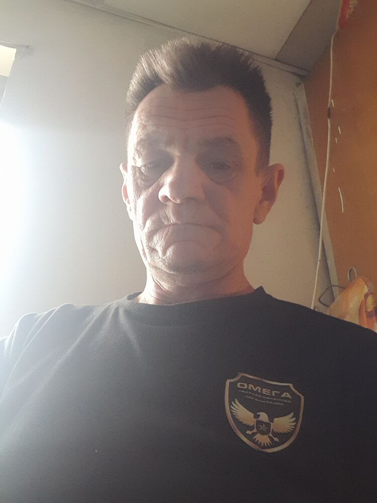  44389144  , 52 ,    