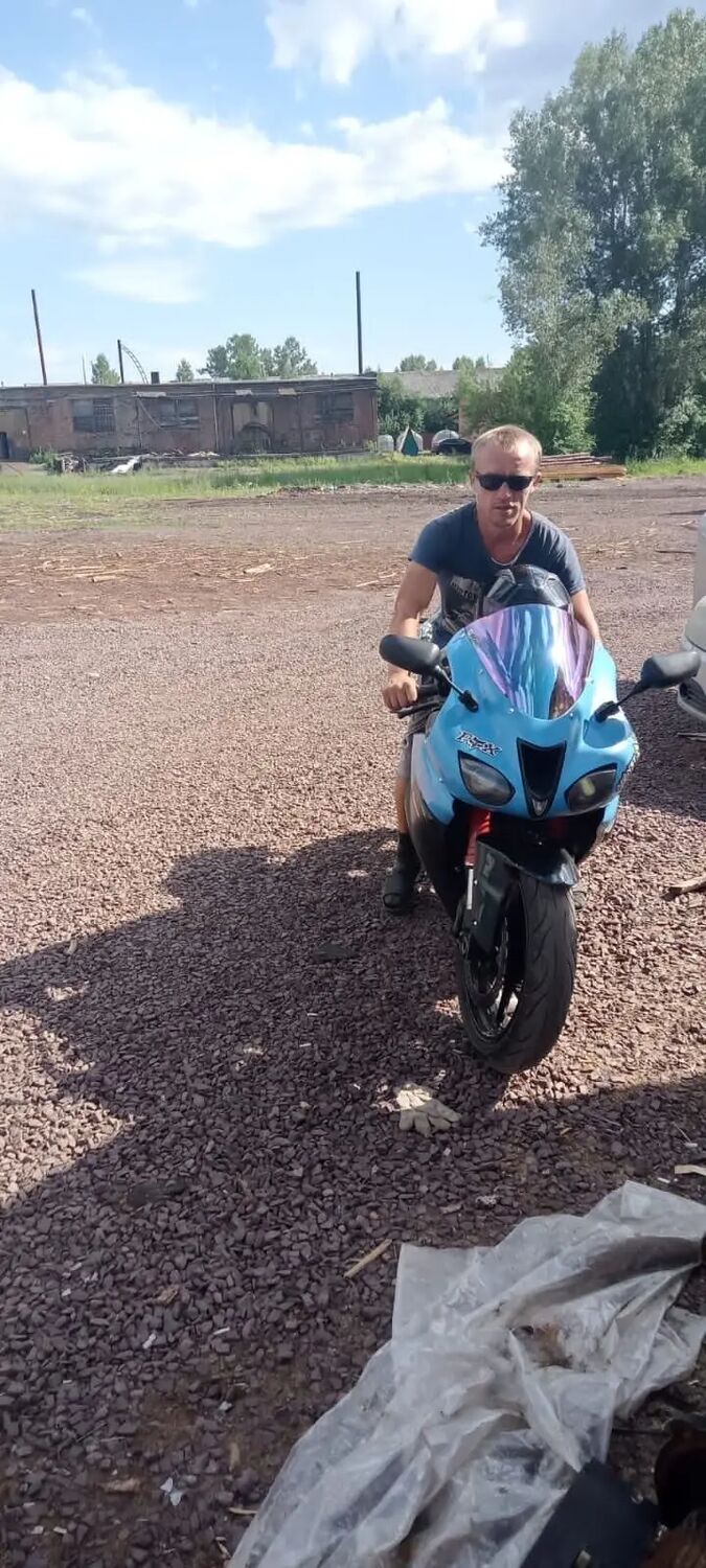  ,   Sergey, 37 ,   ,   