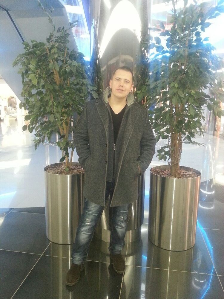  ,   Vladimir, 37 ,   