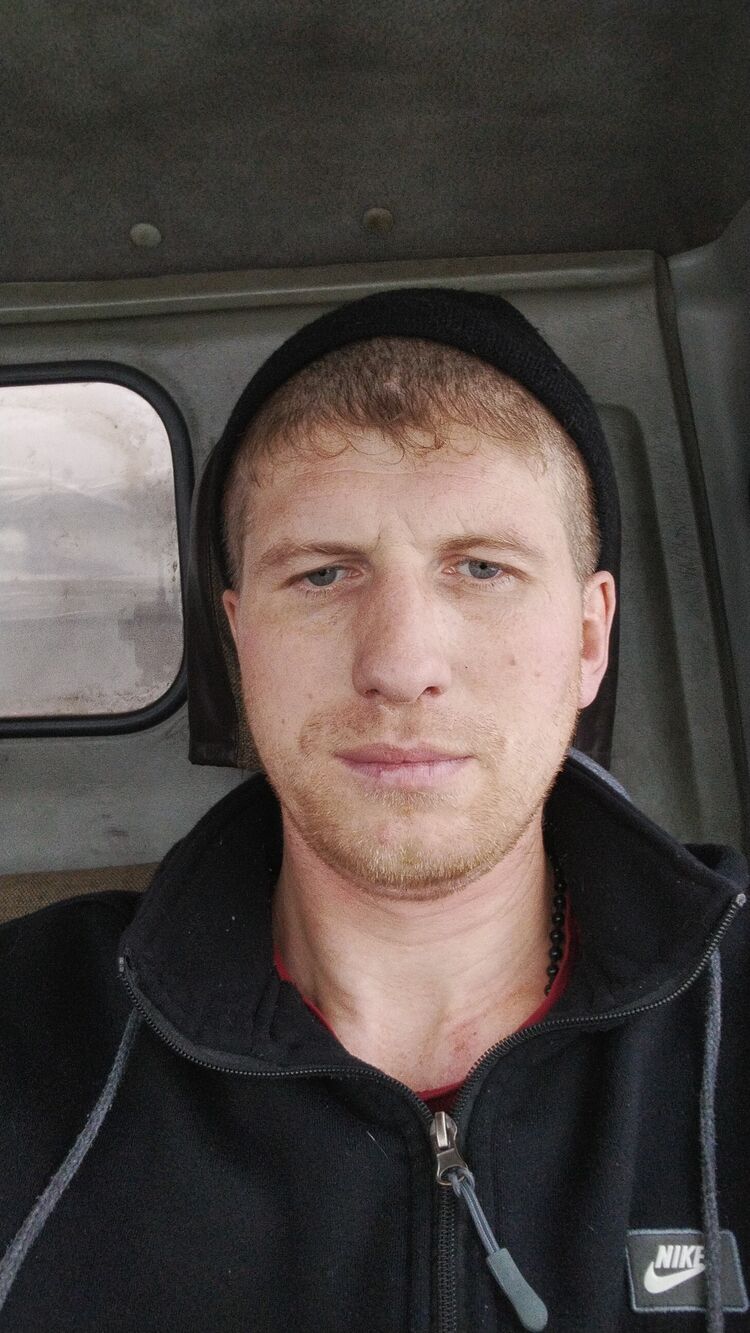  43317434  Vladimir, 39 ,    --