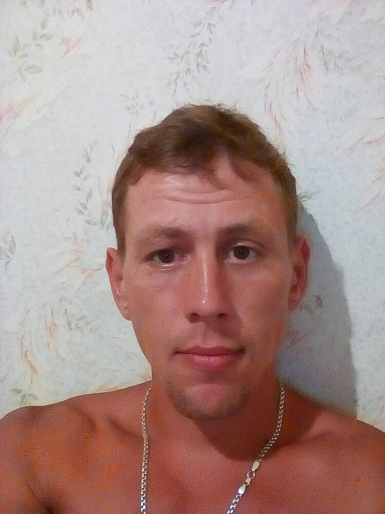  10062324  Ivan, 39 ,    