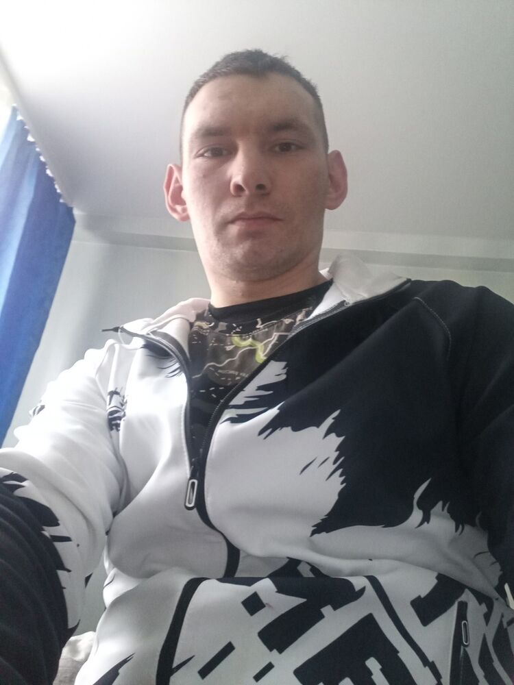  40705624  , 33 ,    