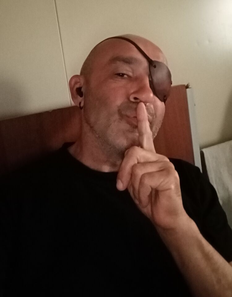 53732924  , 48 ,    
