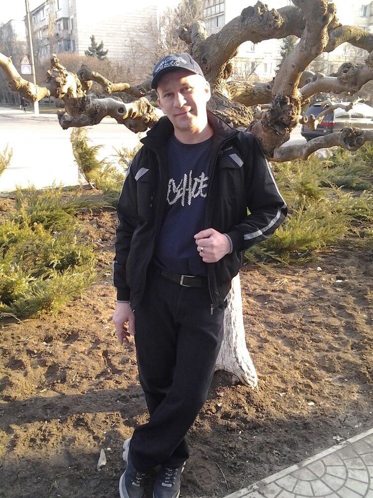  ,   Vik, 54 ,  