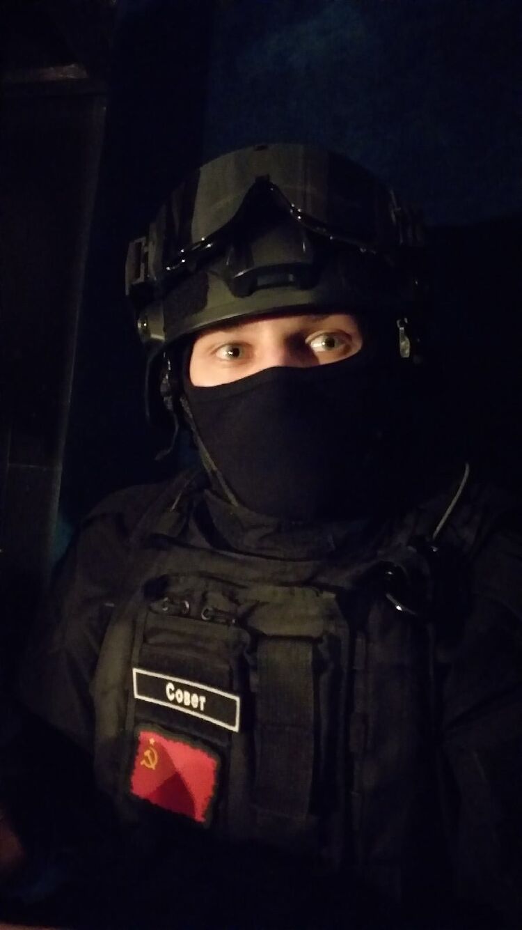  30851144  Hans, 22 ,    