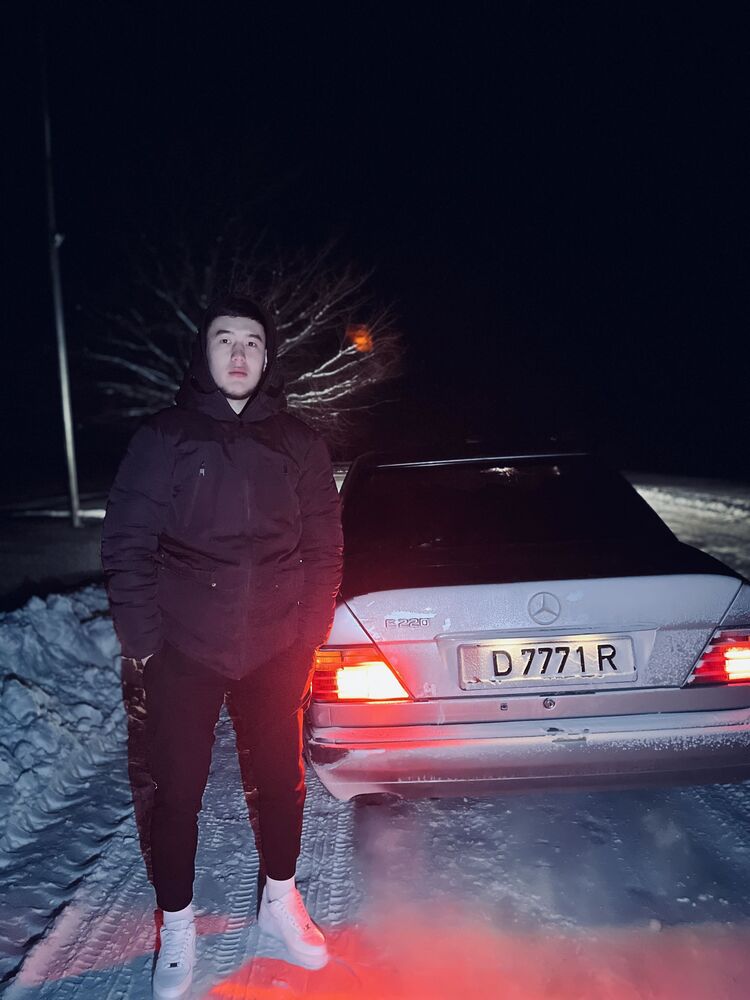  36781744  , 25 ,    