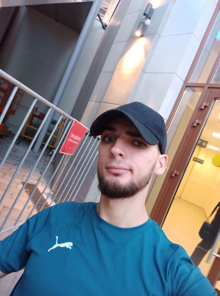 52882794  , 26 ,    