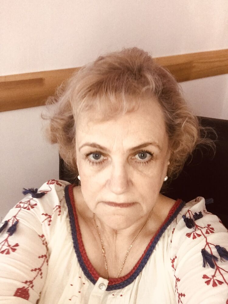  28525374  Helga, 67 ,    