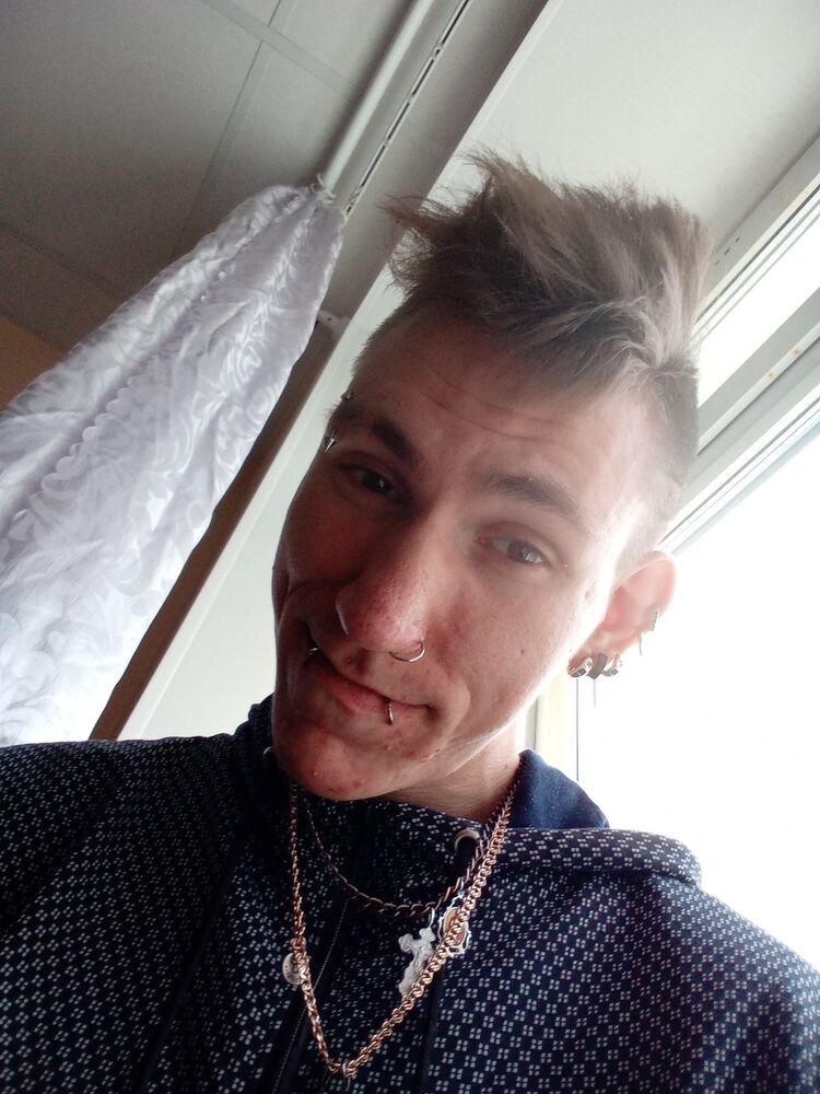  47618884  ˸, 25 ,    