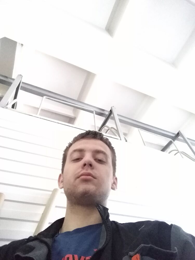  43849444  , 22 ,    