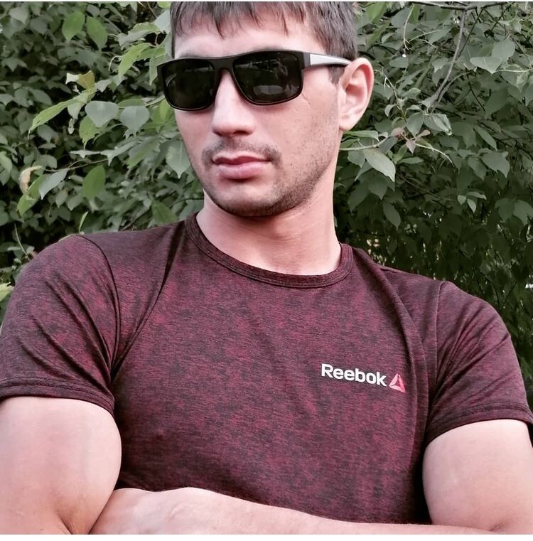  34531664  Igor, 35 ,    