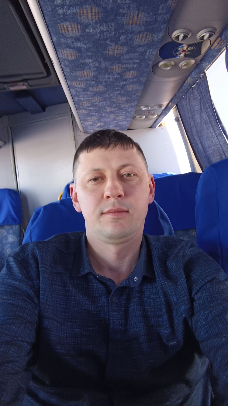  50478664  , 37 ,    