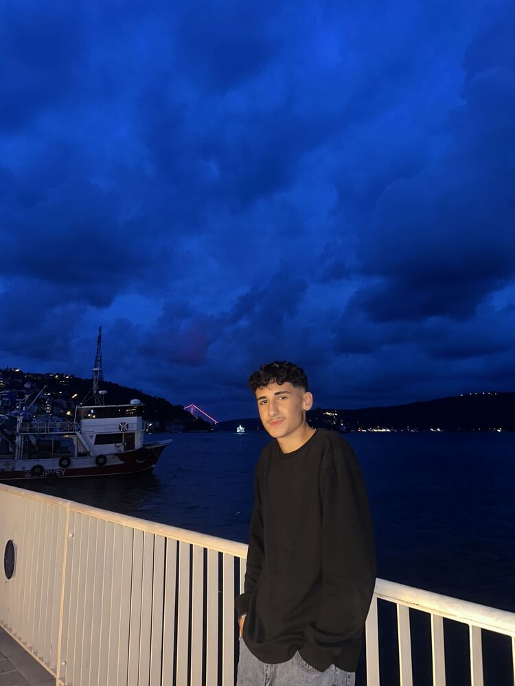  53801834  Talha, 18 ,    Ortakoy