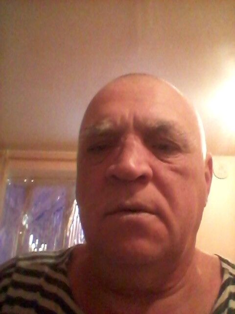  14844204  Stas, 62 ,    