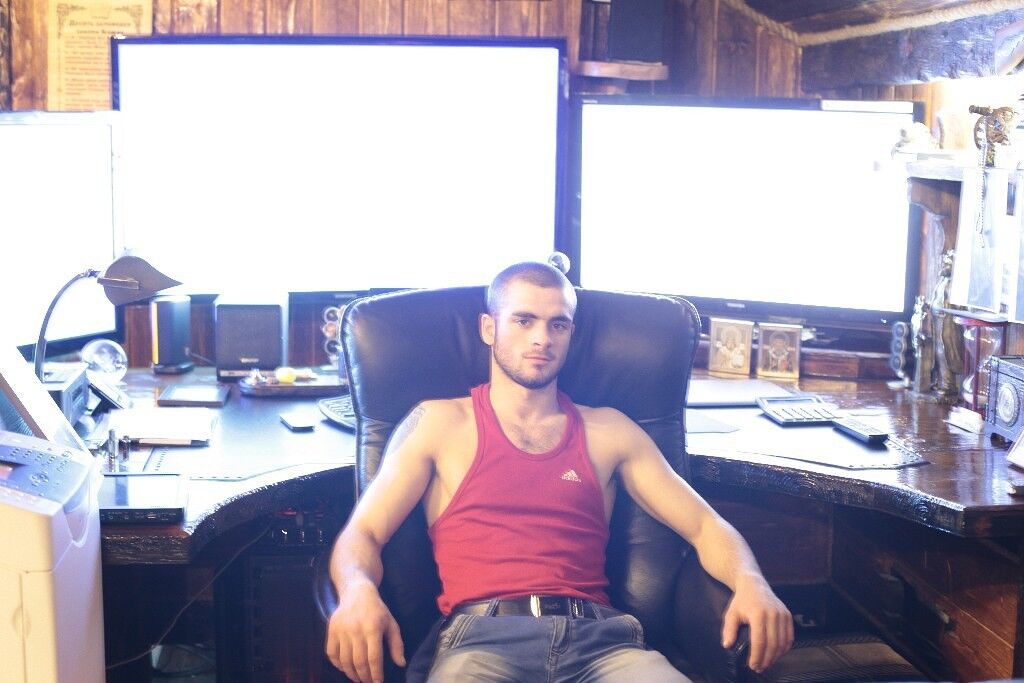 4285244  Jora, 32 ,    