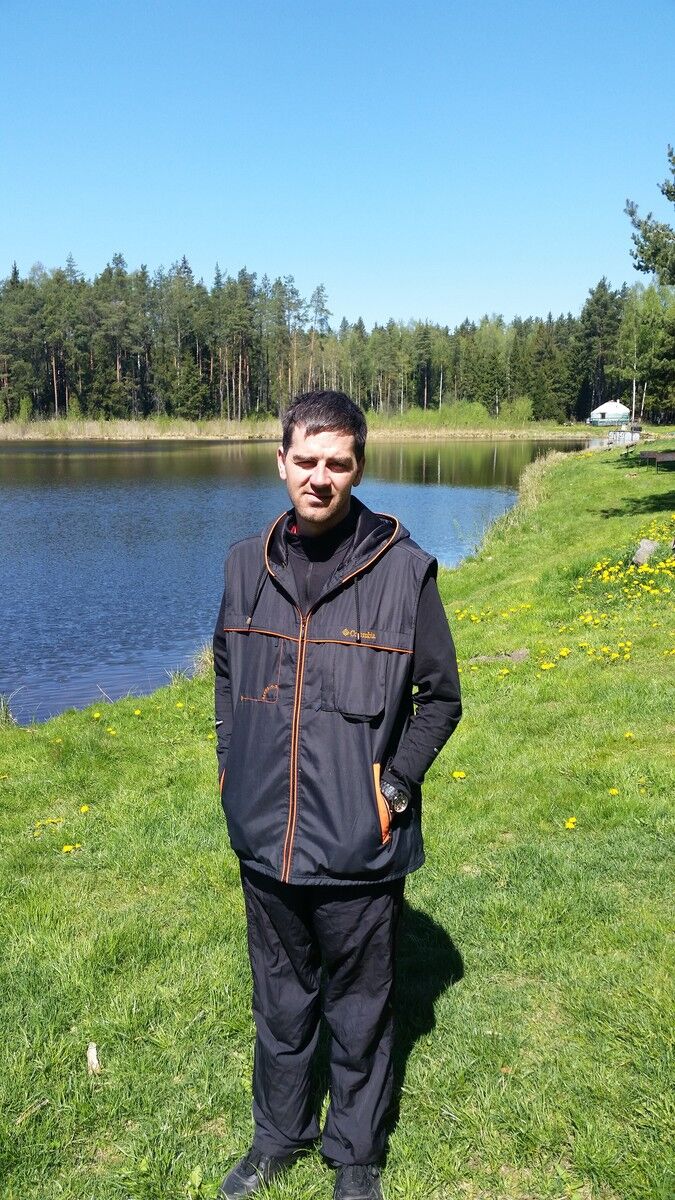  ,   Kestutis, 44 ,   ,   , c , 