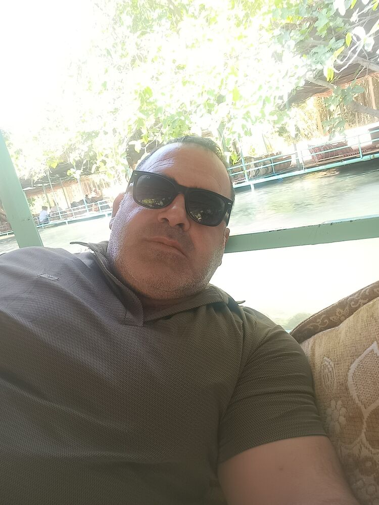  --,   Mehmet, 42 ,   ,   