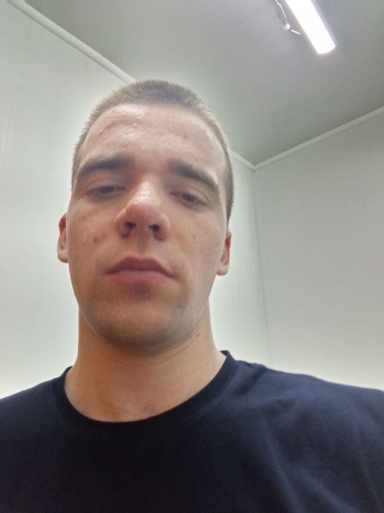  ,   Mikhail, 22 ,   ,   