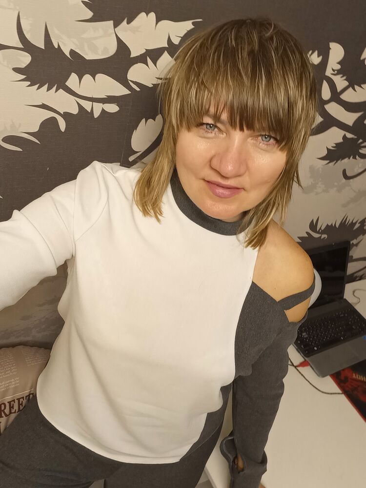  ,   Elena, 54 ,   ,   , c , 