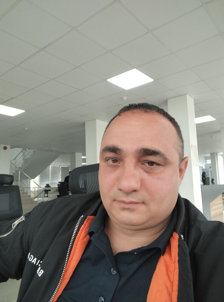  ,   Misha, 45 ,   ,   
