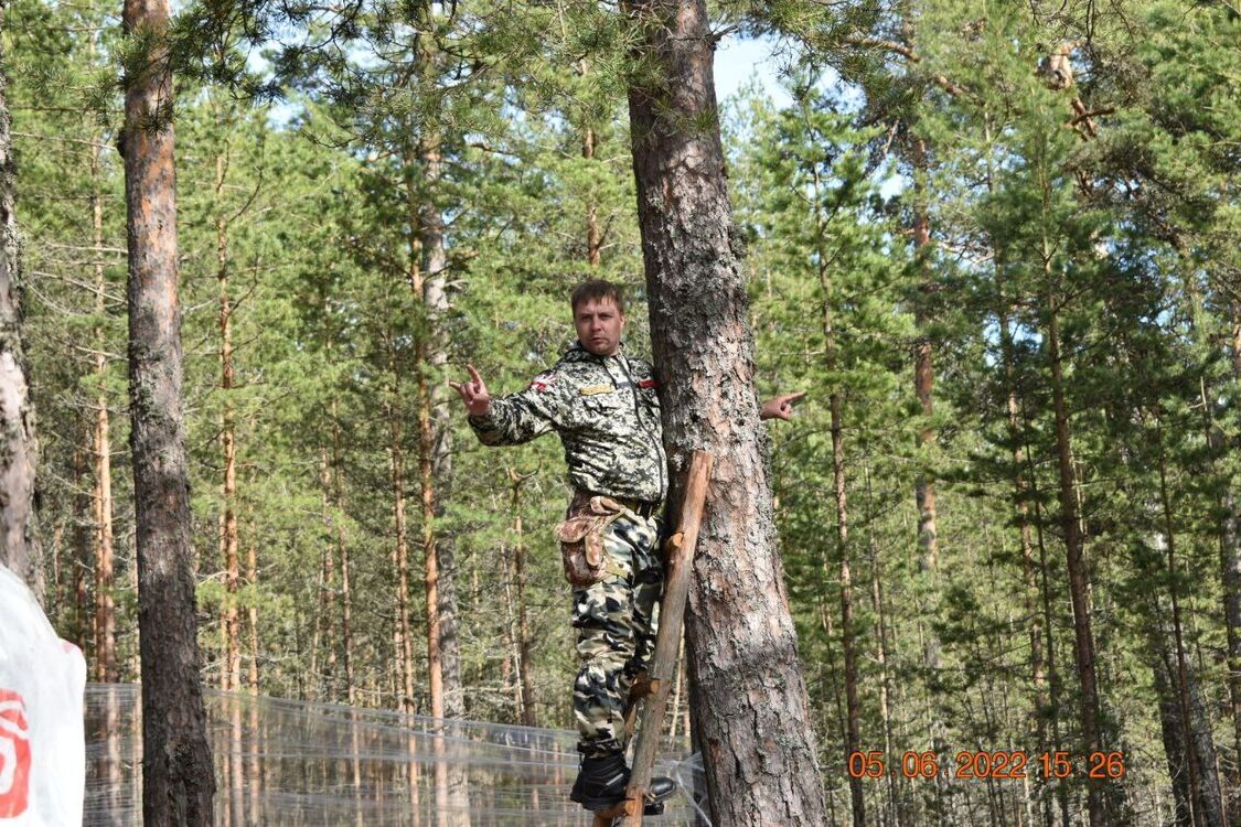  27825854  , 44 ,    -