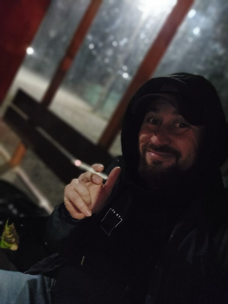  -,   Artyom, 35 ,   ,   , c 