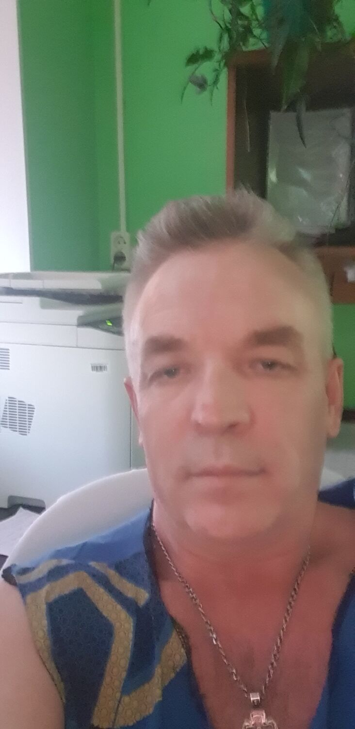  27555834  , 56 ,     