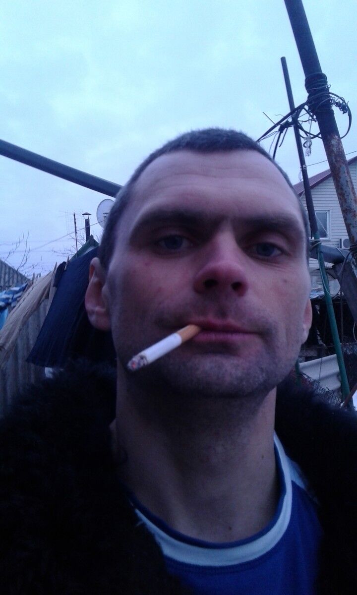  15582114  Evgen, 41 ,    