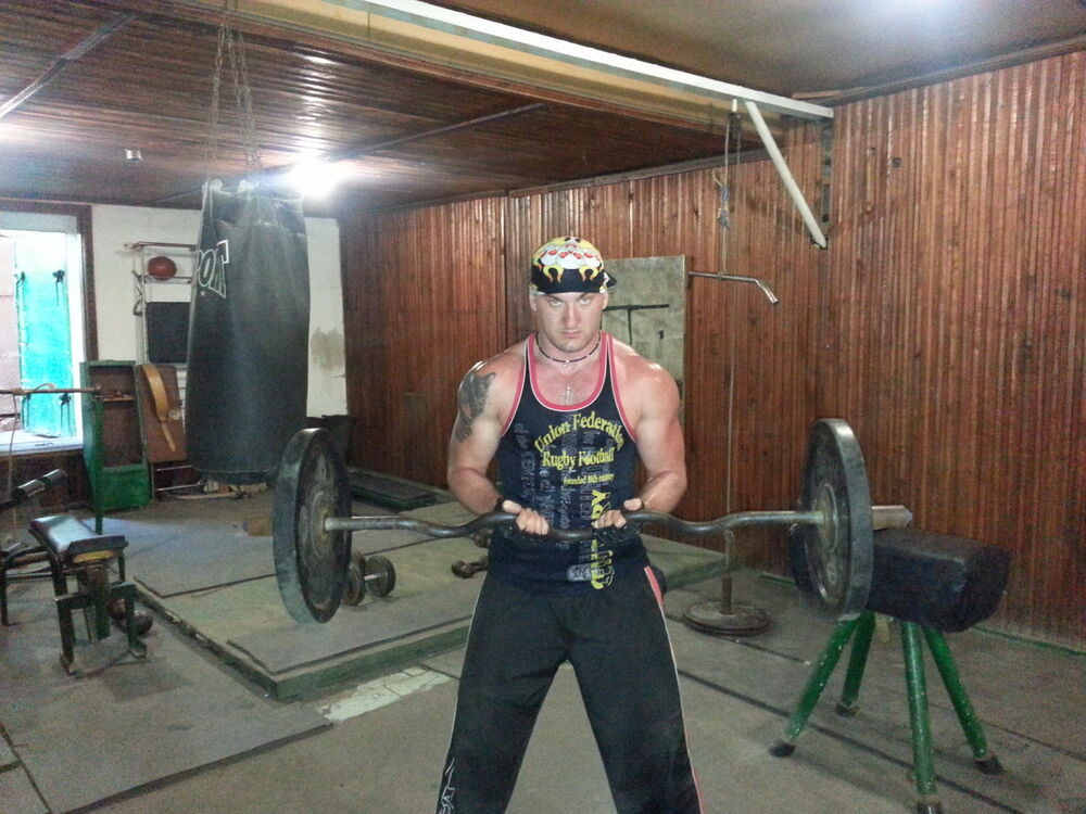  ,   Alexxxandr, 44 ,   