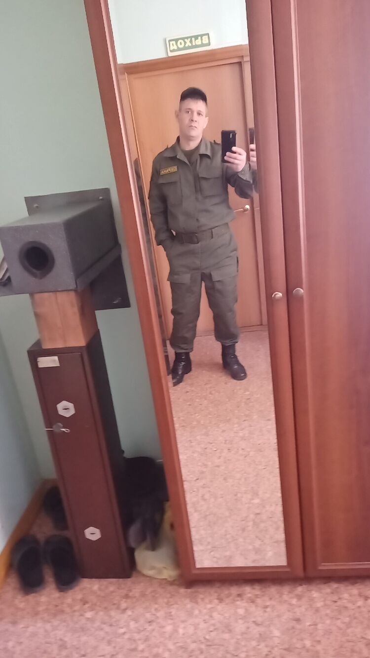  --,   , 42 ,   , c 