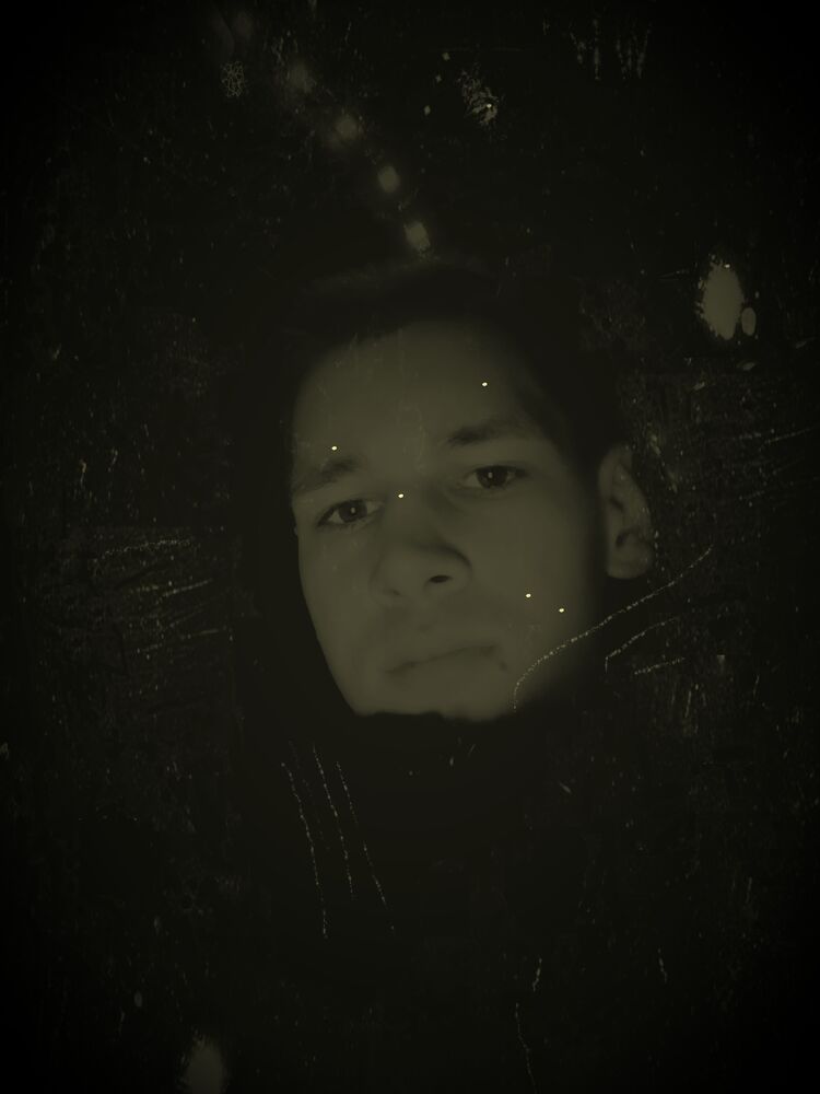  32149844  , 20 ,    
