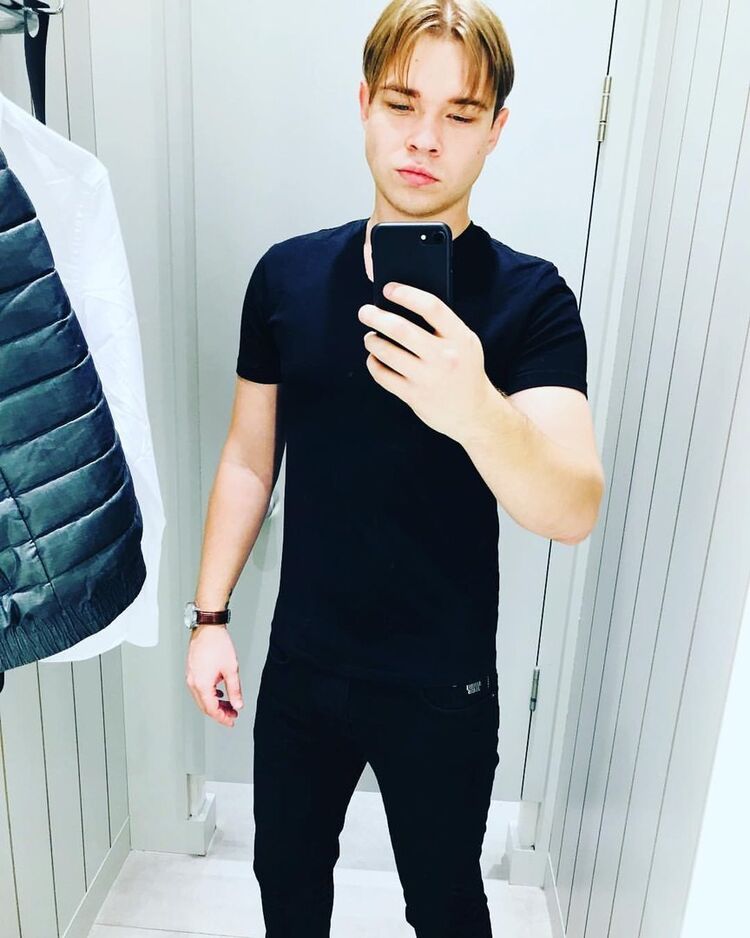 ���� 13716734 ������� ����, 32 ����, ���� ���������� � ����������