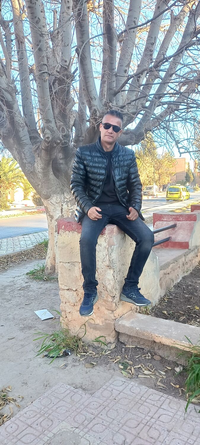  31530364  Allal, 47 ,    