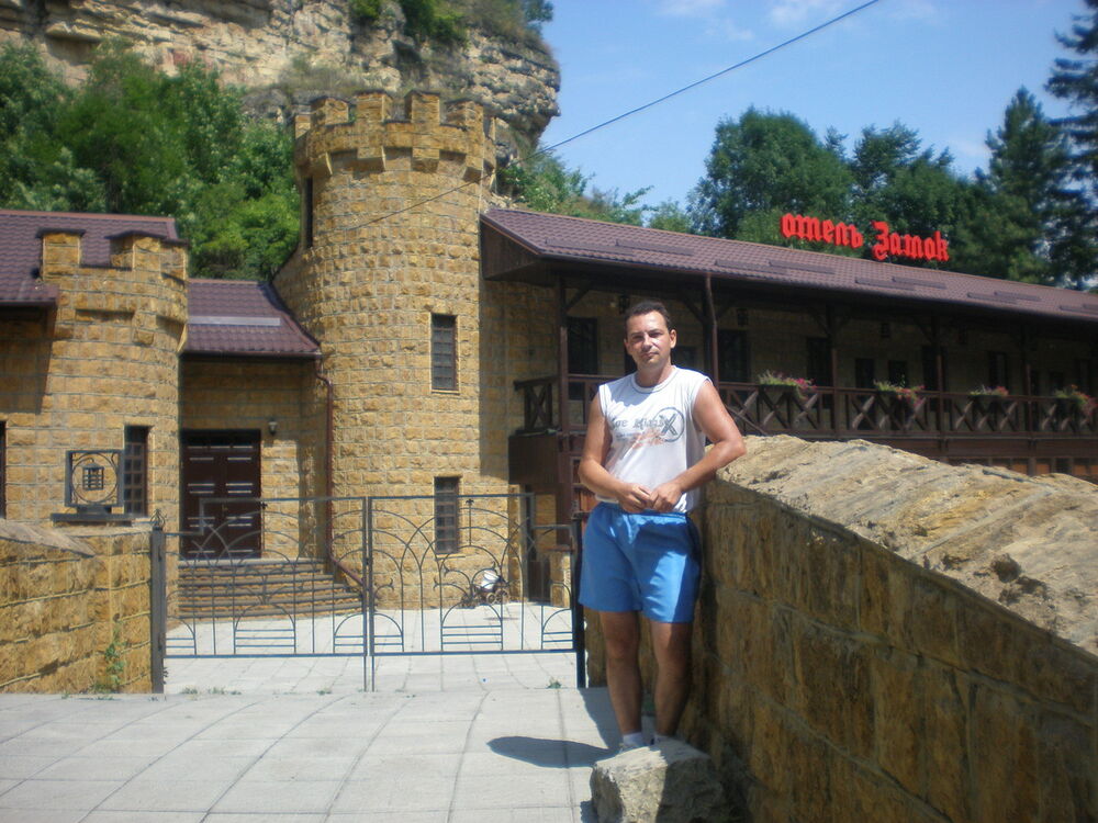  8460104  , 46 ,    --