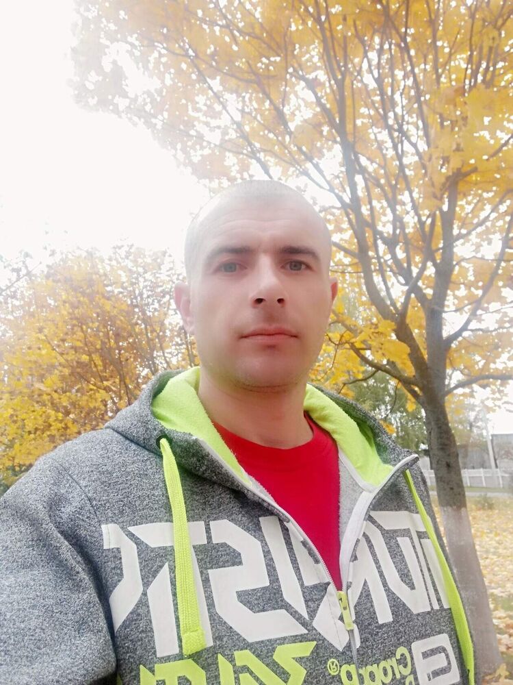  23331854  Vadik, 44 ,    