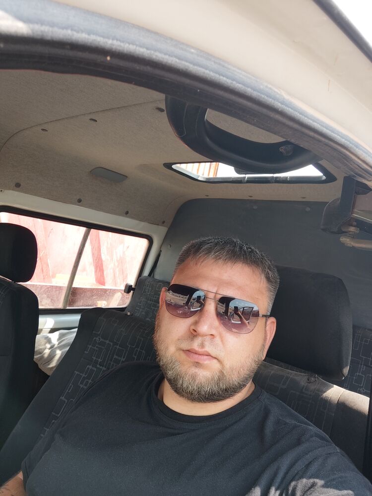  46773334  , 34 ,    