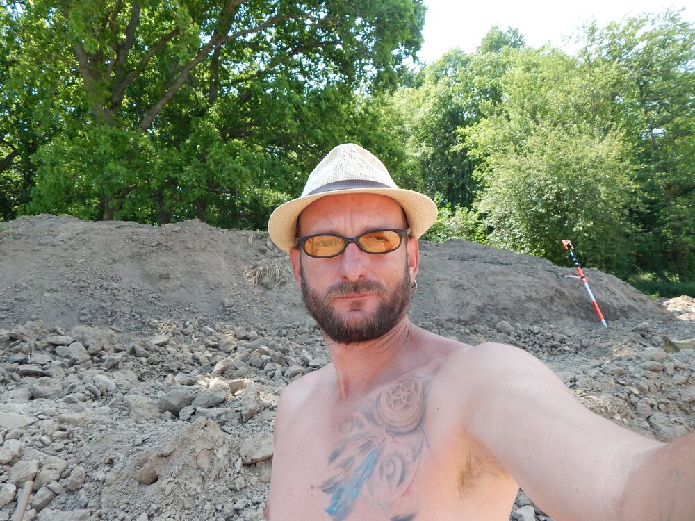 ���� 37332554 ������� �����, 44 ����, ���� ���������� � ������������