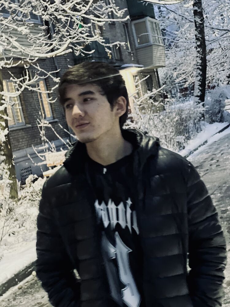  48999574  , 21 ,    Canary Wharf