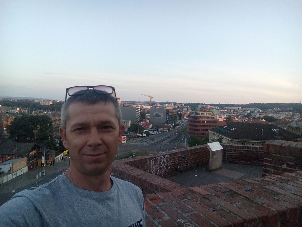  23355304  , 43 ,    Praha