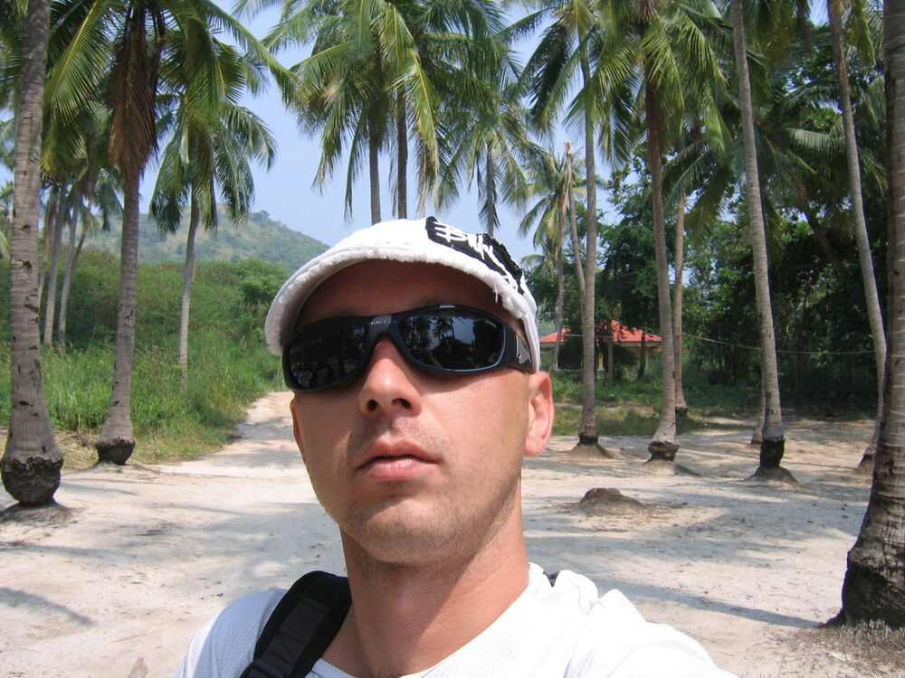  -,   Alex, 42 ,   ,   , c 